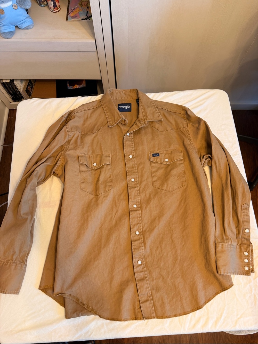 Wrangler Men's Tan Western Button-Down Shirt